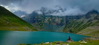 Kashmir Lakes High Altitude Trek